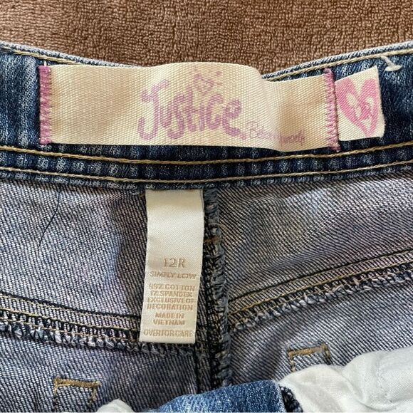 Justice Girls Blue Jean Shorts with Frayed Hem Size 12 R - Picture 4 of 6